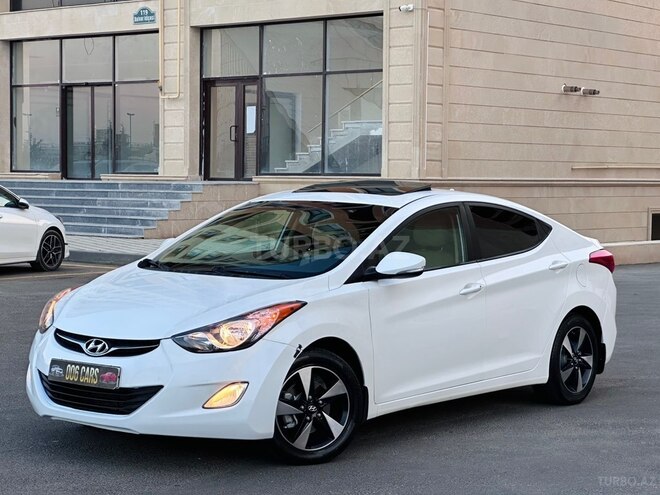 Hyundai Elantra-23