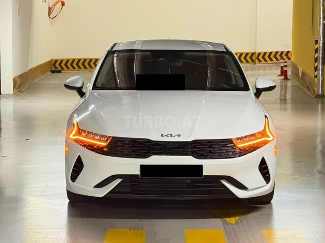 Kia K5-3