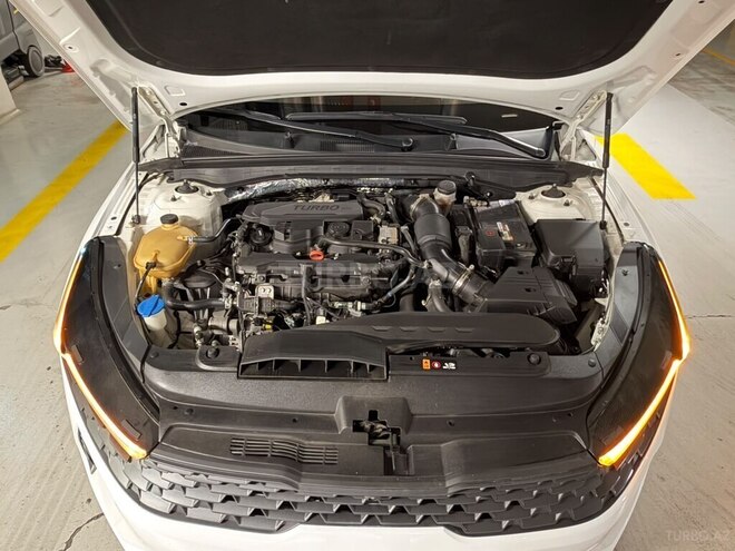 Kia K5-13