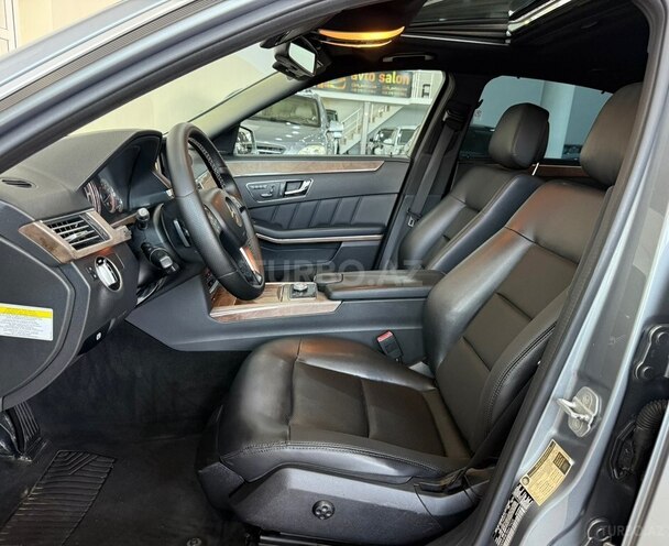 Mercedes E 350-7