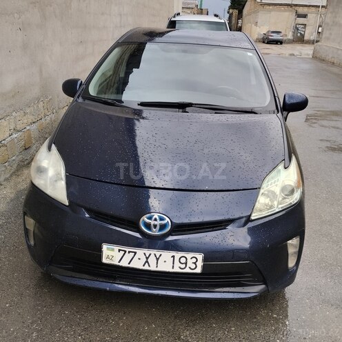 Toyota Prius-1