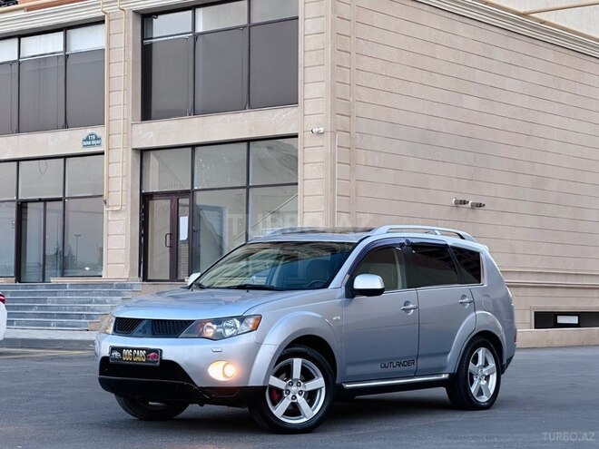 Mitsubishi Outlander-16
