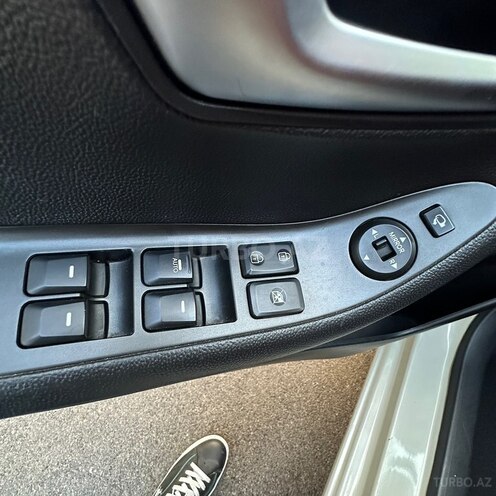Kia Picanto-11
