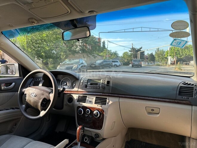 Hyundai Sonata-9
