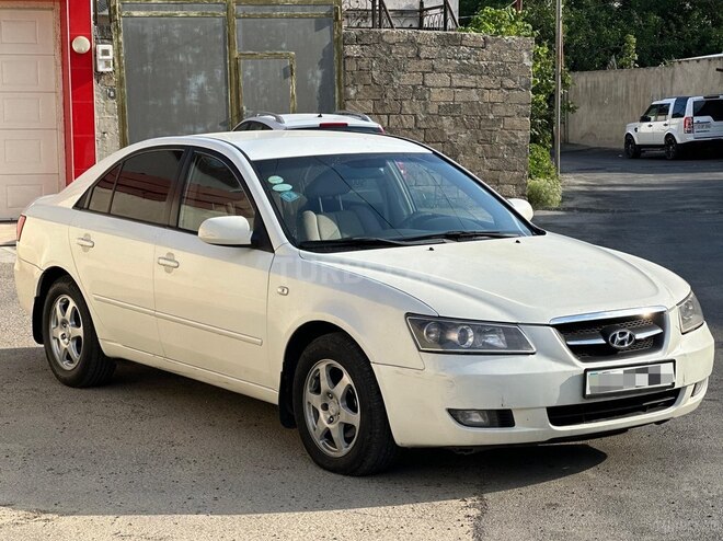 Hyundai Sonata-2