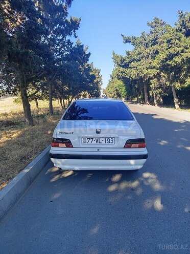 Peugeot 405-2