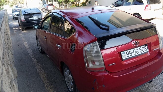 Toyota Prius-4