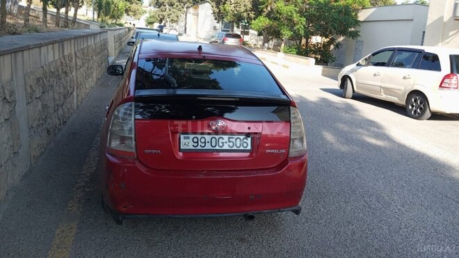 Toyota Prius-3