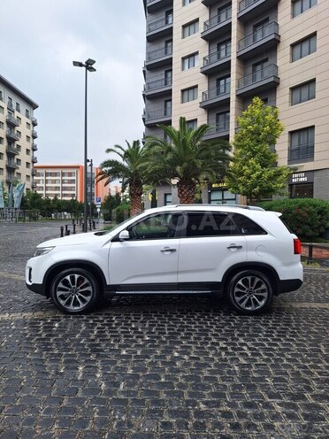 Kia Sorento-5