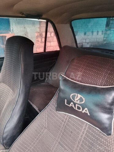LADA (VAZ) 2107-8