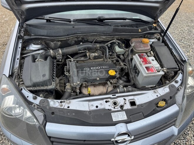 Opel Astra-11