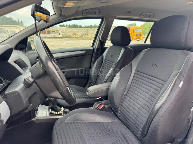 Opel Astra-9