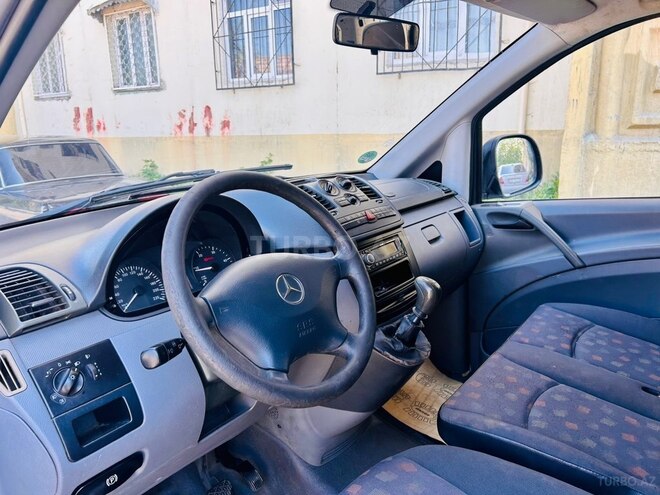 Mercedes Vito-11