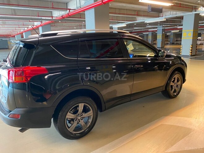 Toyota RAV4-11