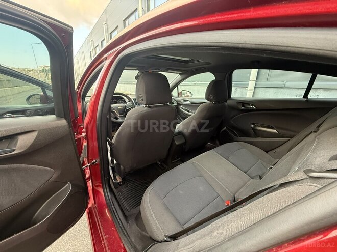 Chevrolet Cruze-16