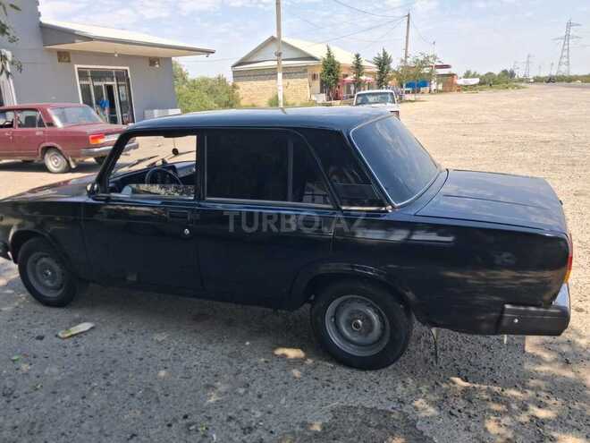 LADA (VAZ) 2107-4