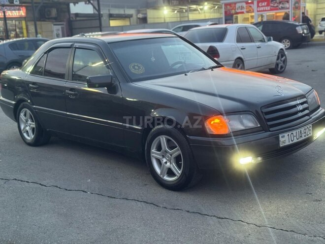 Mercedes C 180-4