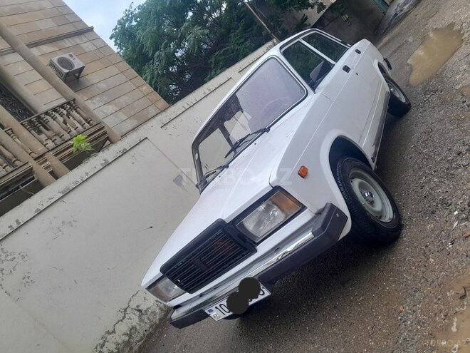 LADA (VAZ) 2107-3