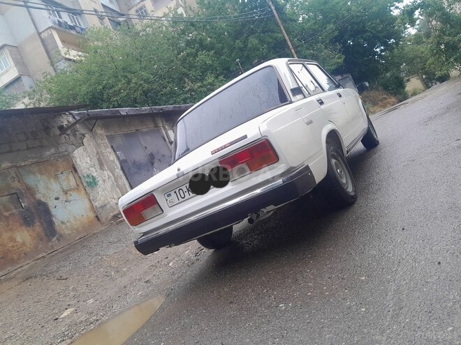 LADA (VAZ) 2107-4