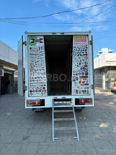 Ford Transit-6
