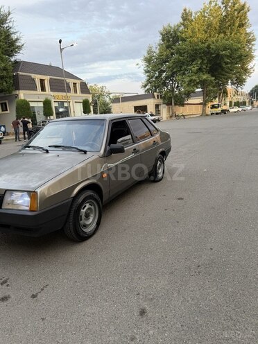LADA (VAZ) 21099-4
