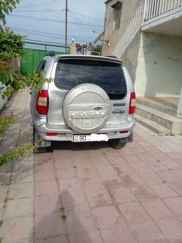 Chevrolet Niva-7