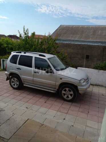 Chevrolet Niva-6
