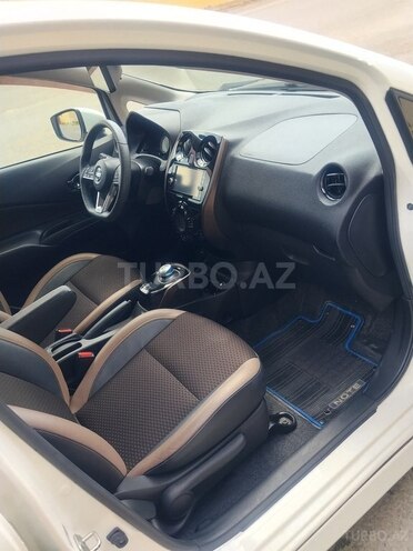 Nissan Note-5