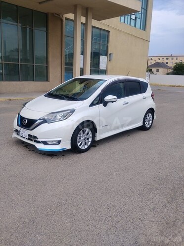 Nissan Note-2