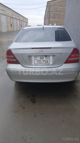 Mercedes C 240 4MATIC-2