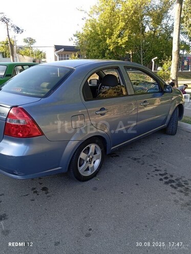 Chevrolet Aveo-3