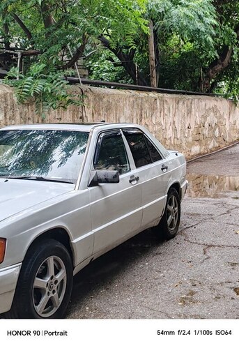 Mercedes 190-7