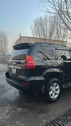 Toyota Land Cruiser Prado-11