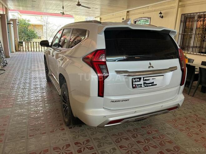 Mitsubishi Pajero Sport-3