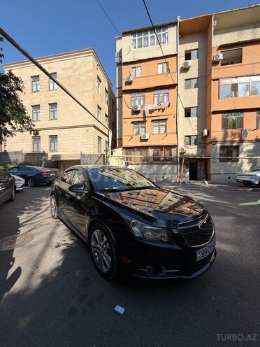 Chevrolet Cruze-1