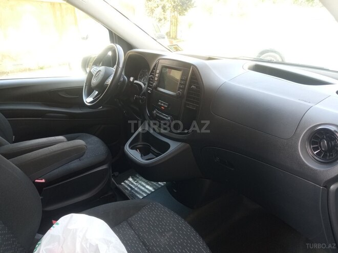 Mercedes Metris-6