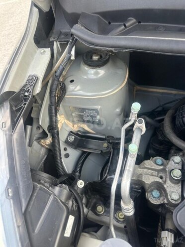 Nissan Note-5