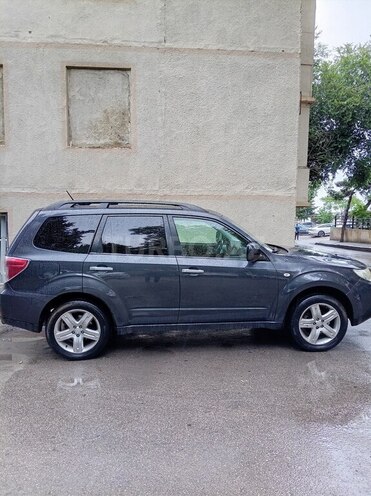 Subaru Forester-3