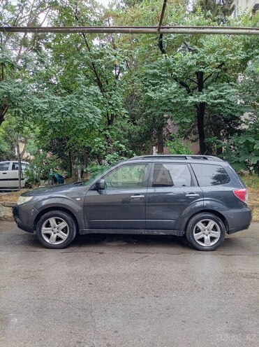 Subaru Forester-4
