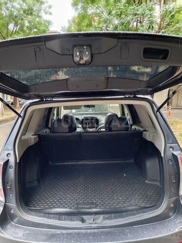 Subaru Forester-12