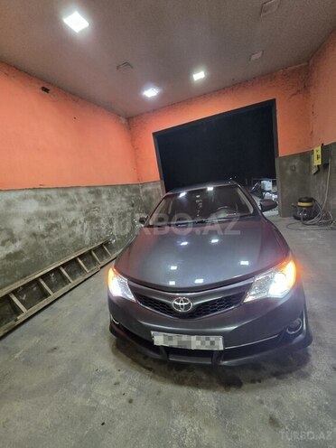 Toyota Camry-2