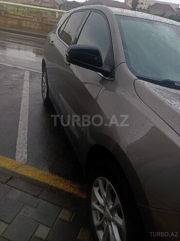 Chevrolet Equinox-5