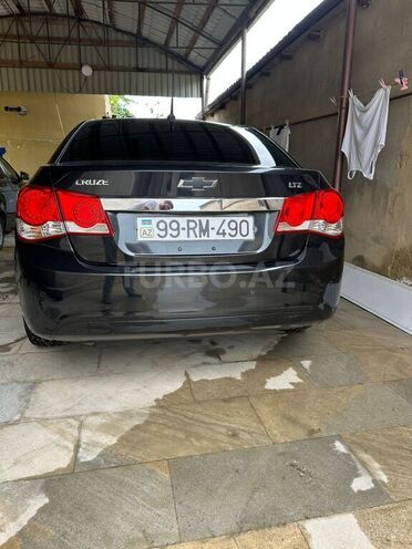 Chevrolet Cruze-9