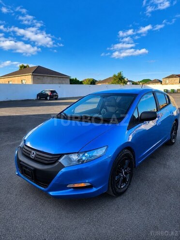 Honda Insight-3