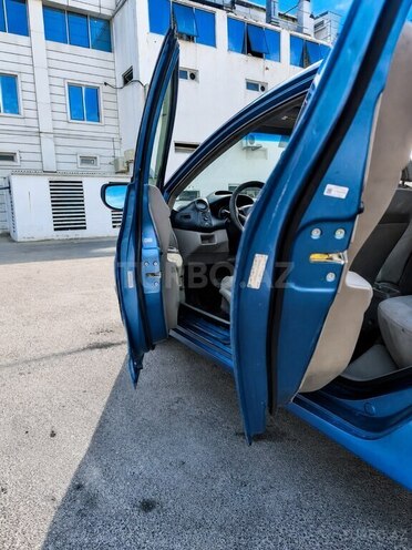 Honda Insight-11