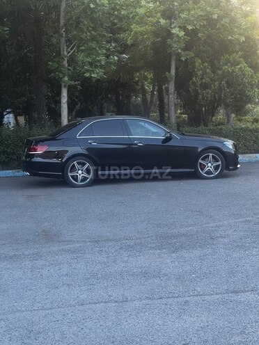 Mercedes E 220-3