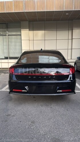 Hyundai Sonata-2