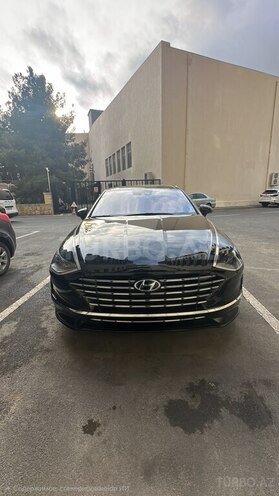 Hyundai Sonata-1