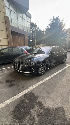Hyundai Sonata-4