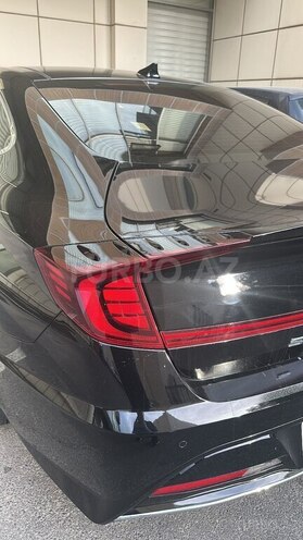 Hyundai Sonata-11